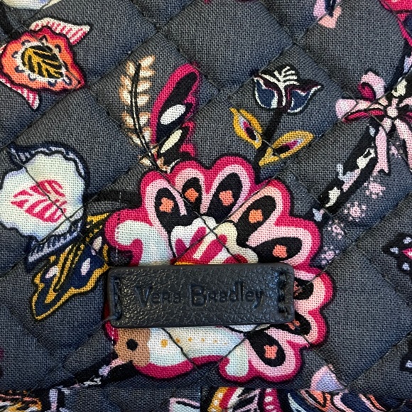 NWT Vera Bradley Carson Cellphone Crossbody Bag in Felicity Paisley - Picture 5 of 11